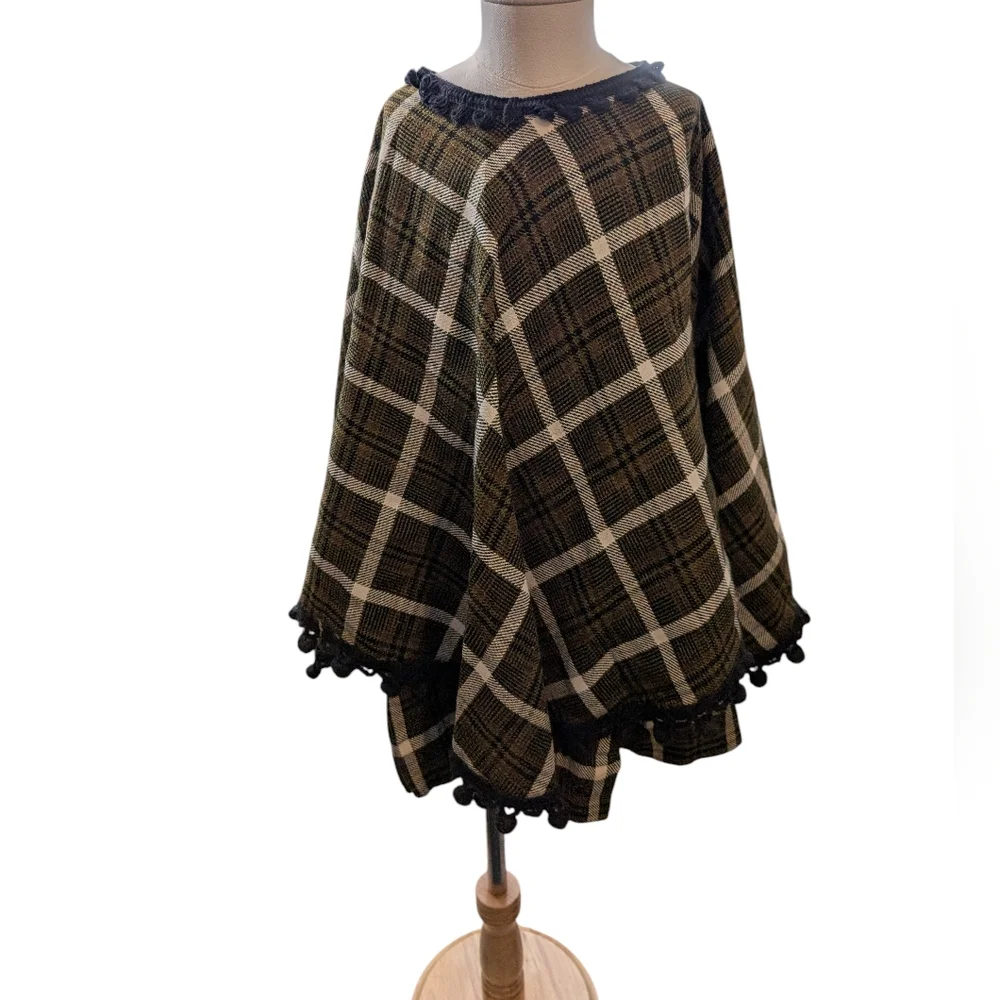 70s Vintage Wool Plaid Poncho & Matching Skirt with Pom Pom‎ Trim MCM